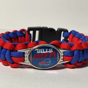 Buffalo Bills NFL "BILLS MAFIA" Paracord Bracelet NEW!!